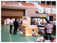 県産材展示コーナー